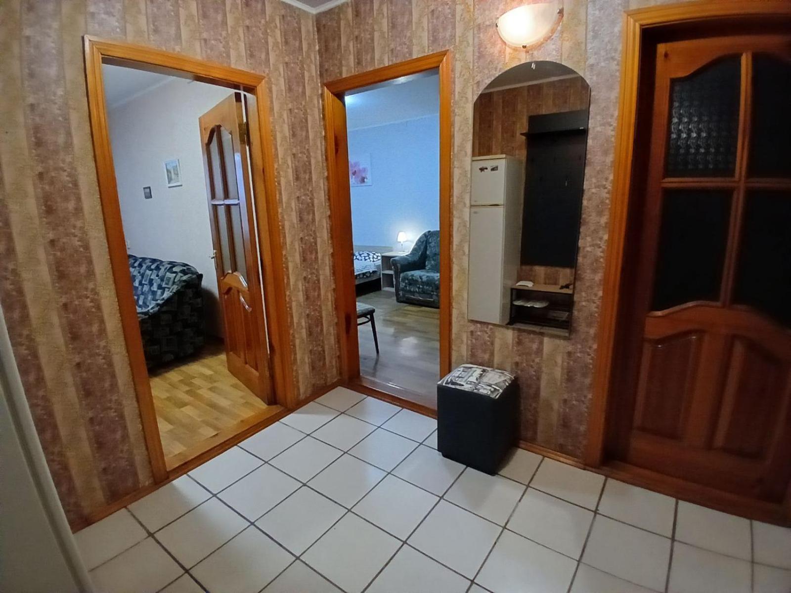 Квартира Біля Залізничного Вокзалу Winnyzja Exterior foto